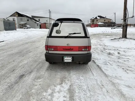 Toyota Estima 2001 года за 3 000 000 тг. в Астана – фото 2