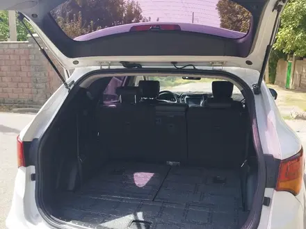 Hyundai Santa Fe 2018 года за 9 500 000 тг. в Шымкент – фото 12