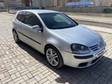 Volkswagen Golf 2006 годаүшін2 600 000 тг. в Актобе – фото 2