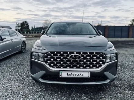Hyundai Santa Fe 2021 года за 15 000 000 тг. в Астана – фото 9