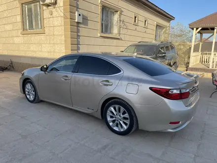 Lexus ES 300h 2014 года за 7 700 000 тг. в Жанаозен – фото 5