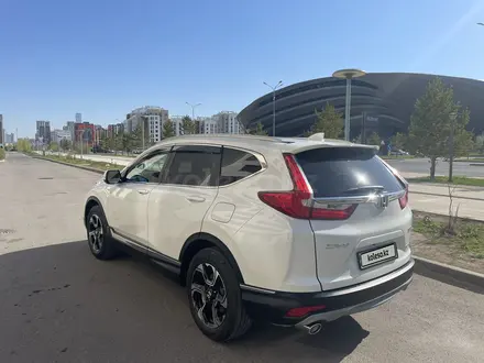 Honda CR-V 2019 года за 13 600 000 тг. в Астана