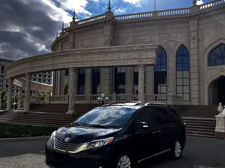 Toyota Sienna 2015 года за 10 300 000 тг. в Атырау – фото 7