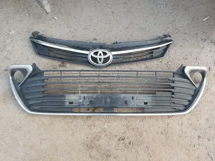 Решетка оригинал Камри 50 camry 55 гибрид за 15 000 тг. в Алматы – фото 3