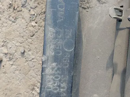 Решетка оригинал Камри 50 camry 55 гибрид за 15 000 тг. в Алматы – фото 4