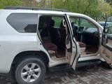 Toyota Land Cruiser Prado 2013 года за 17 388 000 тг. в Усть-Каменогорск – фото 3