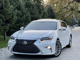 Lexus ES 350 2017 года за 18 500 000 тг. в Алматы