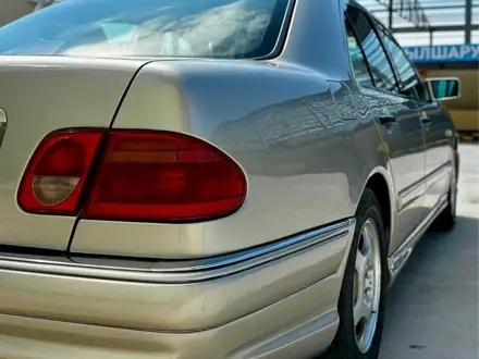Бампер AMG Mercedes w210 бампер на Мерседес w210 пороги обвес за 35 000 тг. в Алматы