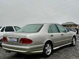 Бампер AMG Mercedes w210 бампер на Мерседес w210 пороги обвес за 35 000 тг. в Алматы – фото 2