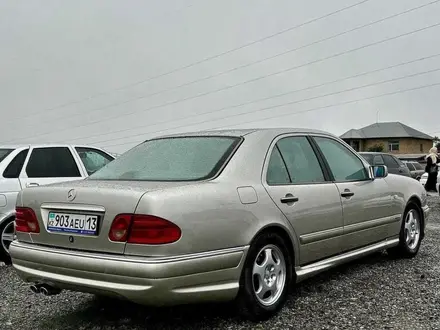 Бампер AMG Mercedes w210 бампер на Мерседес w210 пороги обвес за 35 000 тг. в Алматы – фото 2