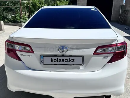Toyota Camry 2013 года за 7 500 000 тг. в Жанаозен – фото 4
