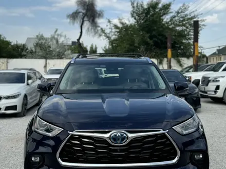 Toyota Highlander 2022 года за 23 000 000 тг. в Шымкент – фото 2