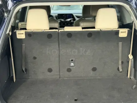Toyota Highlander 2022 года за 23 000 000 тг. в Шымкент – фото 12