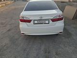 Toyota Camry 2016 года за 12 000 000 тг. в Тараз – фото 2