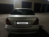 Mercedes-Benz C 180 2001 года за 1 350 000 тг. в Астана – фото 5