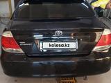 Toyota Camry 2005 годаүшін4 955 555 тг. в Актобе – фото 3