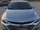 Chevrolet Malibu 2023 года за 10 000 000 тг. в Шымкент – фото 2