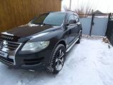 Volkswagen Touareg 2007 года за 6 500 000 тг. в Караганда