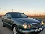 Mercedes-Benz E 230 1996 года за 1 900 000 тг. в Алматы