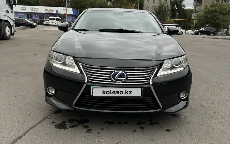 Lexus ES 300h 2015 годаүшін9 000 000 тг. в Алматы