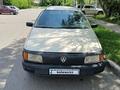 Volkswagen Passat 1991 годаfor900 000 тг. в Астана