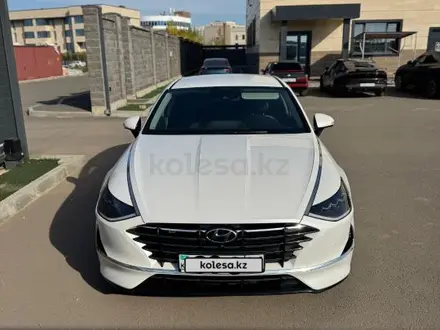 Hyundai Sonata 2023 года за 13 850 000 тг. в Астана – фото 4