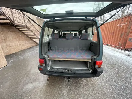 Volkswagen Multivan 1992 года за 3 800 000 тг. в Караганда – фото 18