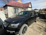 Volkswagen Touareg 2006 года за 4 000 000 тг. в Астана