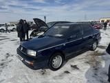 Volkswagen Vento 1993 года за 1 350 000 тг. в Тараз – фото 2