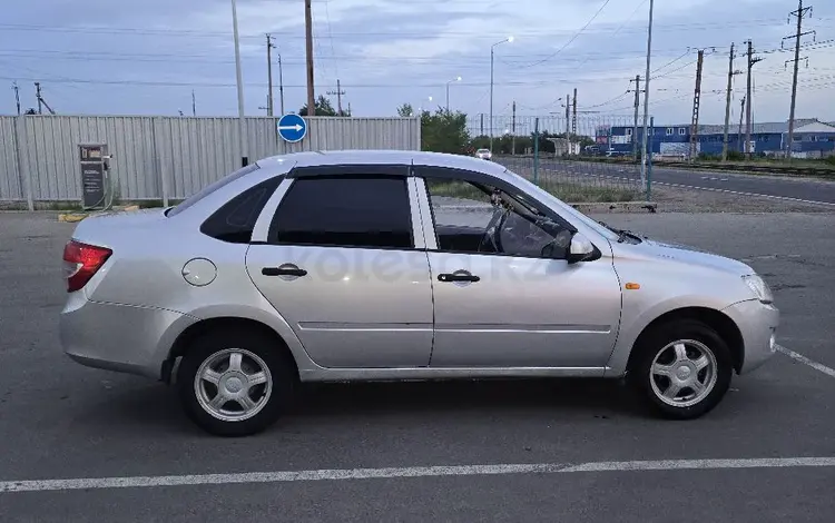 ВАЗ (Lada) Granta 2190 2013 года за 2 200 000 тг. в Астана