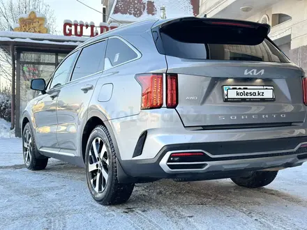 Kia Sorento 2022 года за 18 000 000 тг. в Алматы – фото 3