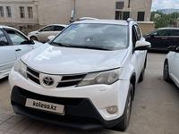 Toyota RAV4 2014 годаfor8 500 000 тг. в Астана