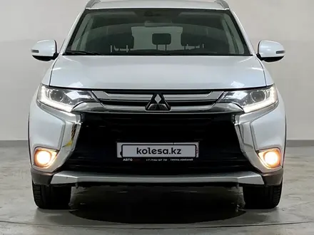 Mitsubishi Outlander 2017 года за 9 200 000 тг. в Костанай – фото 2