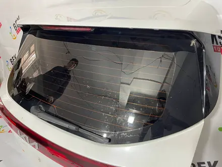 Крышка багажника KIA Seltos 2019-2025 ORIGINAL (белый) за 10 000 тг. в Алматы – фото 6