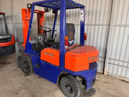 Toyota  5FG25 2000 года за 3 500 000 тг. в Алматы