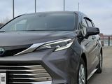 Toyota Sienna 2022 года за 28 500 000 тг. в Уральск – фото 3