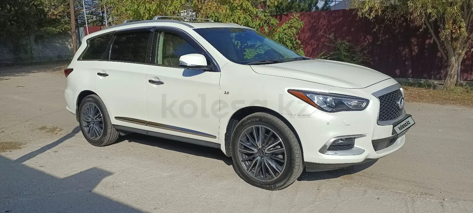 Infiniti q60, 2018