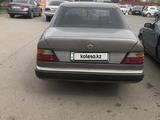 Mercedes-Benz E 230 1991 года за 2 000 000 тг. в Петропавловск – фото 2