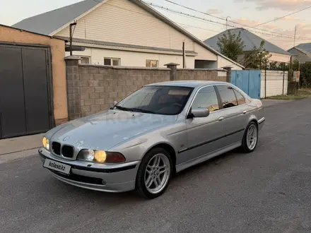BMW 528 1996 года за 3 250 000 тг. в Шымкент