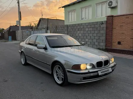 BMW 528 1996 года за 3 250 000 тг. в Шымкент – фото 2