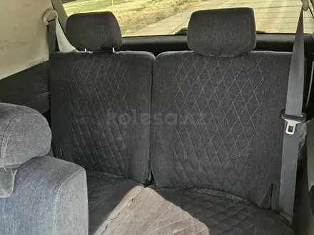 Toyota Ipsum 2004 года за 5 600 000 тг. в Атырау – фото 12
