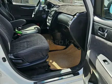 Toyota Ipsum 2004 года за 5 600 000 тг. в Атырау – фото 9