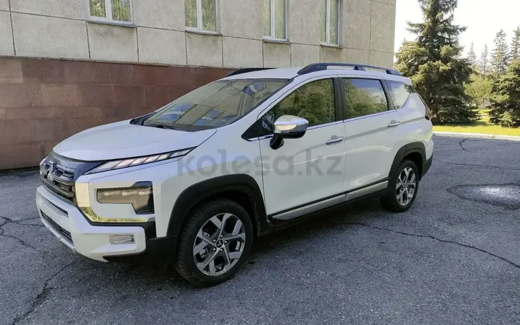 Mitsubishi Xpander Cross 2023 годаfor12 500 000 тг. в Астана