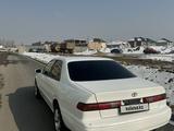 Toyota Camry 1998 годаүшін3 100 000 тг. в Алматы – фото 5
