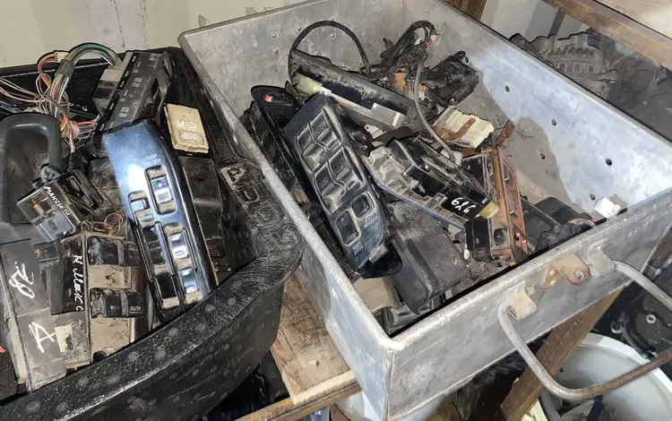 Блок стеклоподъемника перед зад левая правая за 25 000 тг. в Павлодар