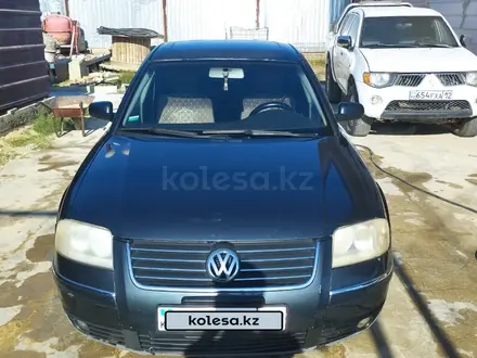 Volkswagen Passat 2002 года за 2 200 000 тг. в Актау – фото 4