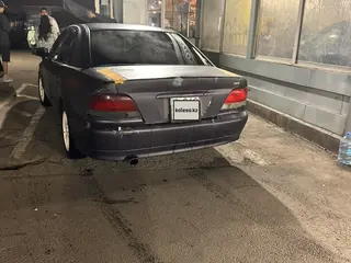 Mitsubishi Galant
