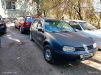 Volkswagen Golf 1999 годаfor1 400 000 тг. в Караганда