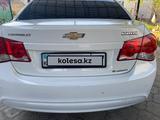 Chevrolet Cruze 2013 года за 3 600 000 тг. в Шымкент – фото 2