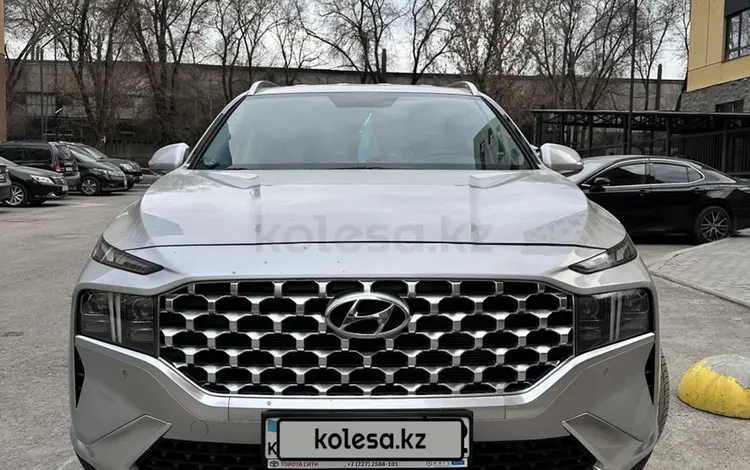 Hyundai Santa Fe 2021 года за 17 200 000 тг. в Алматы